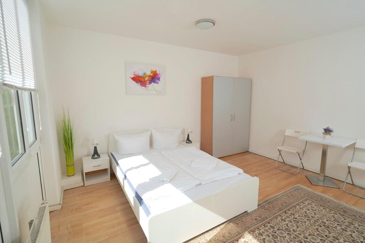 Bnb Potsdamer Platz - Rooms & Apartments เบอร์ลิน ภายนอก รูปภาพ